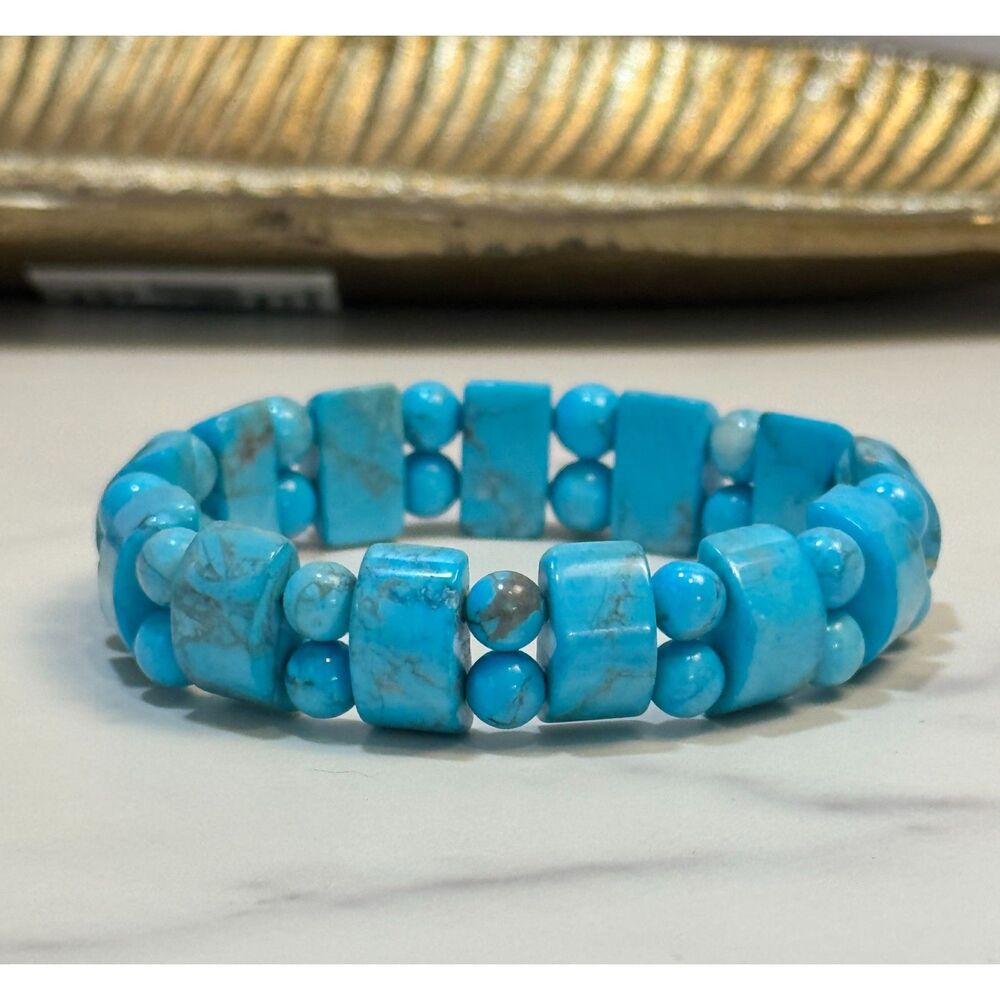 Blue Magnasite Stretch Bracelet